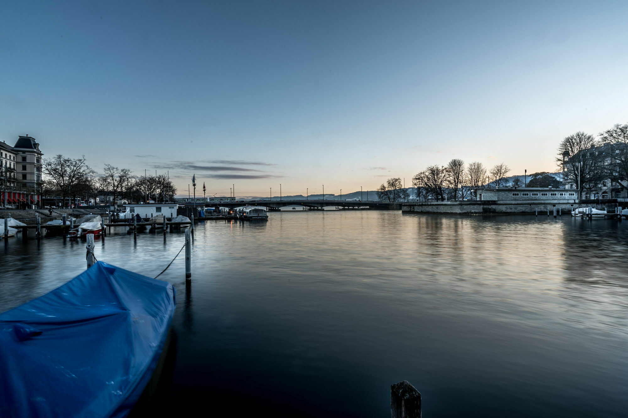 Lake Side Location Bellevue Zürich Kültér fotó